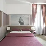 Galija Hotel 3*