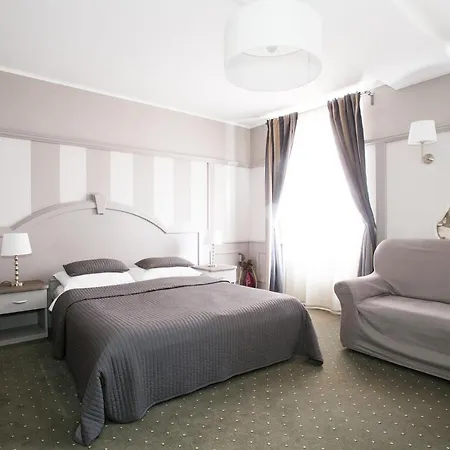 Hotel Galija 3*