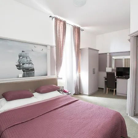 Otel Galija Pula